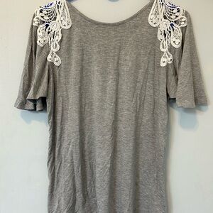Size Small New with tags Anna Cai flowy heather gray top